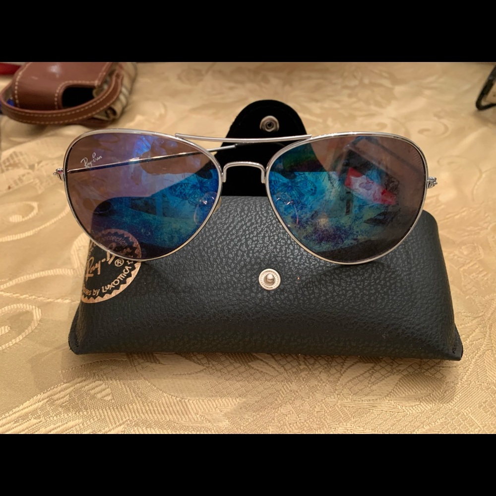 Aviator sunglasses